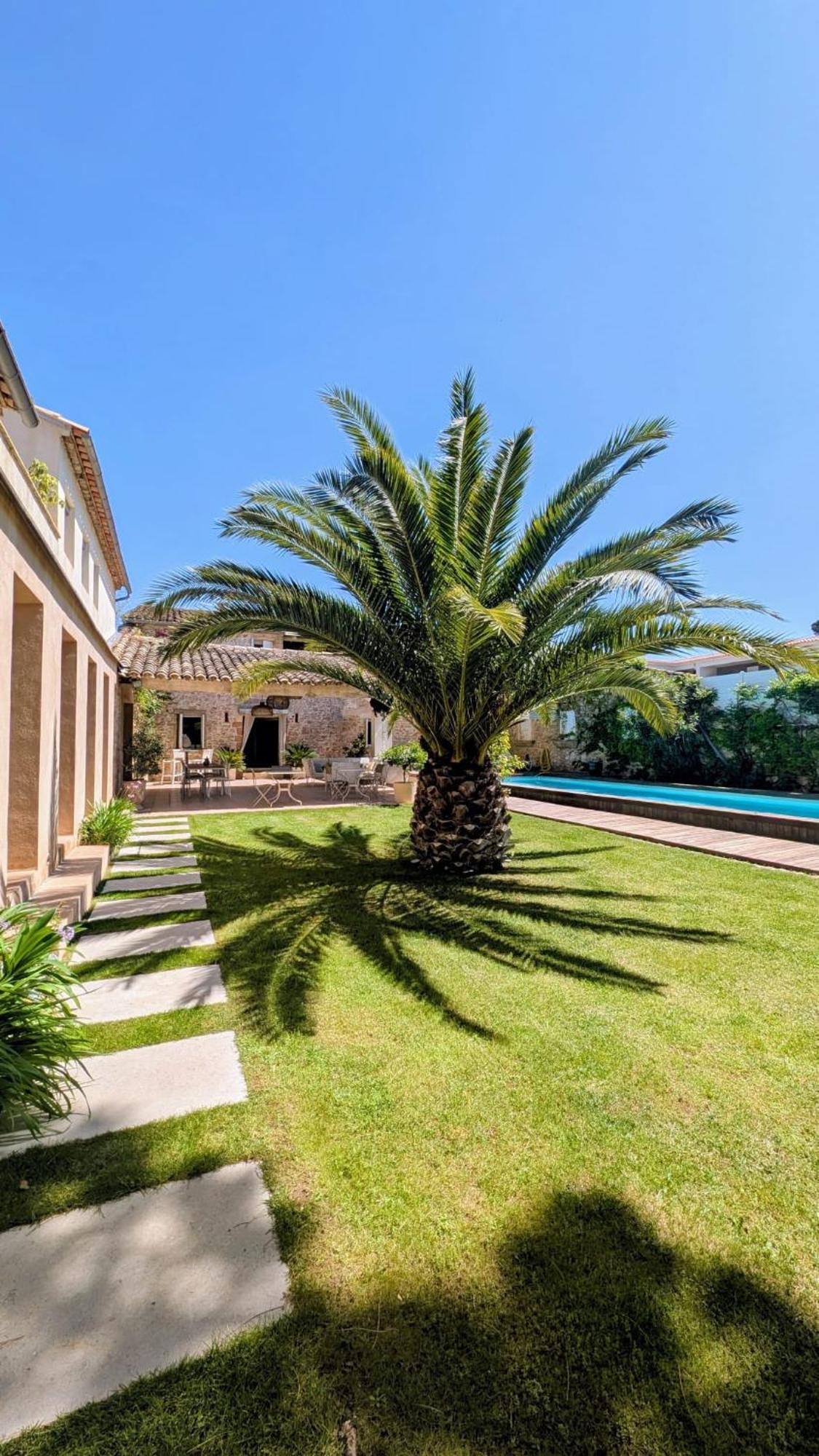 Le Relais D'Angelique Acomodação com café da manhã Lunel  Exterior foto